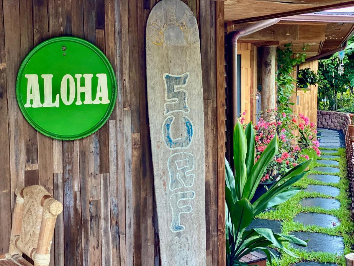 The Kulani Maui Hotel Lahaina Buitenkant foto