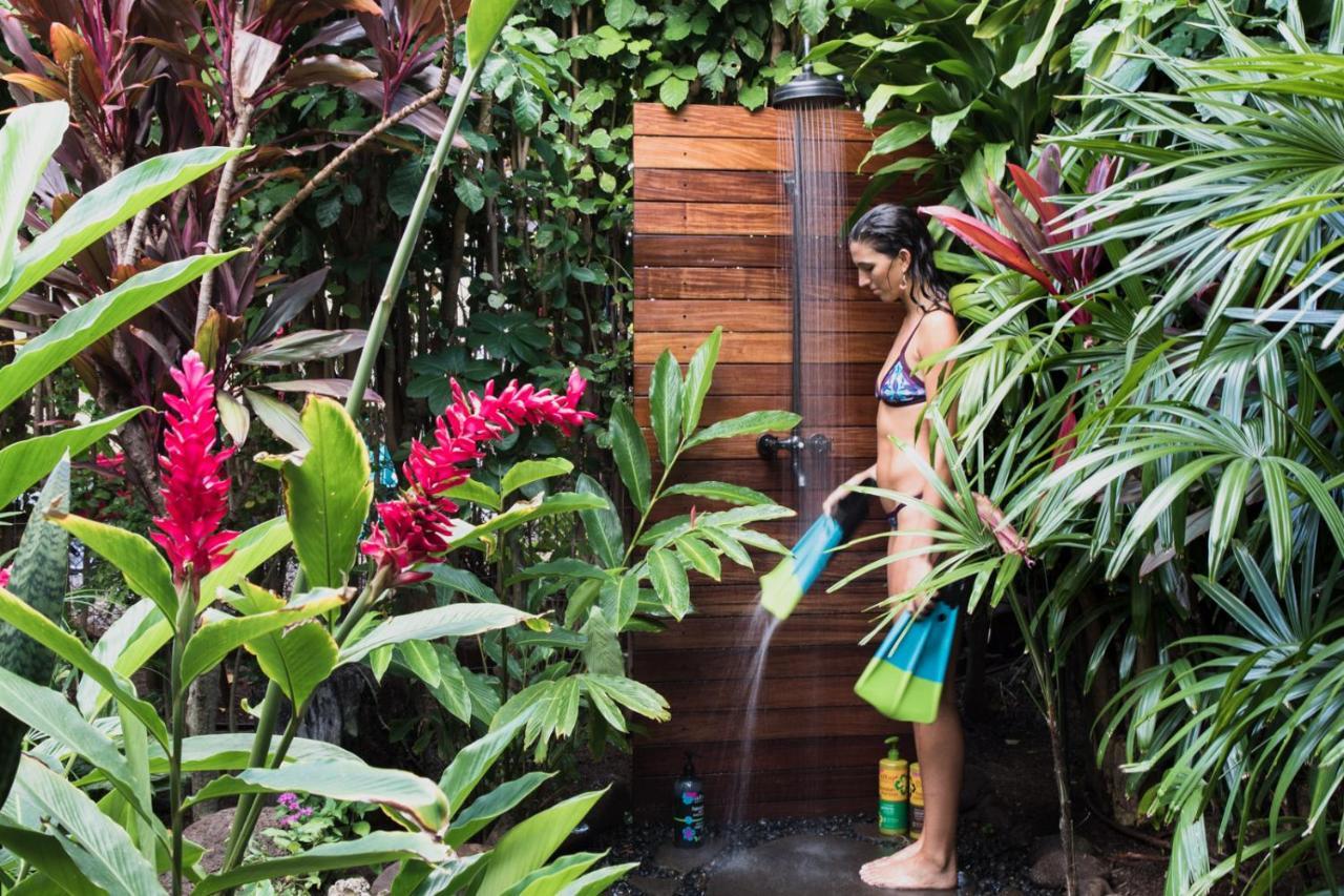 The Kulani Maui Hotel Lahaina Buitenkant foto