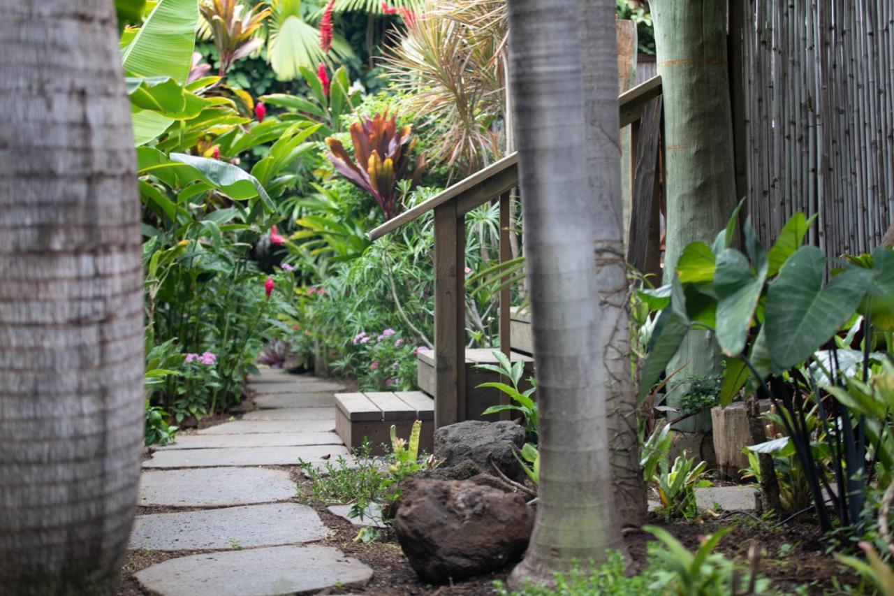 The Kulani Maui Hotel Lahaina Buitenkant foto